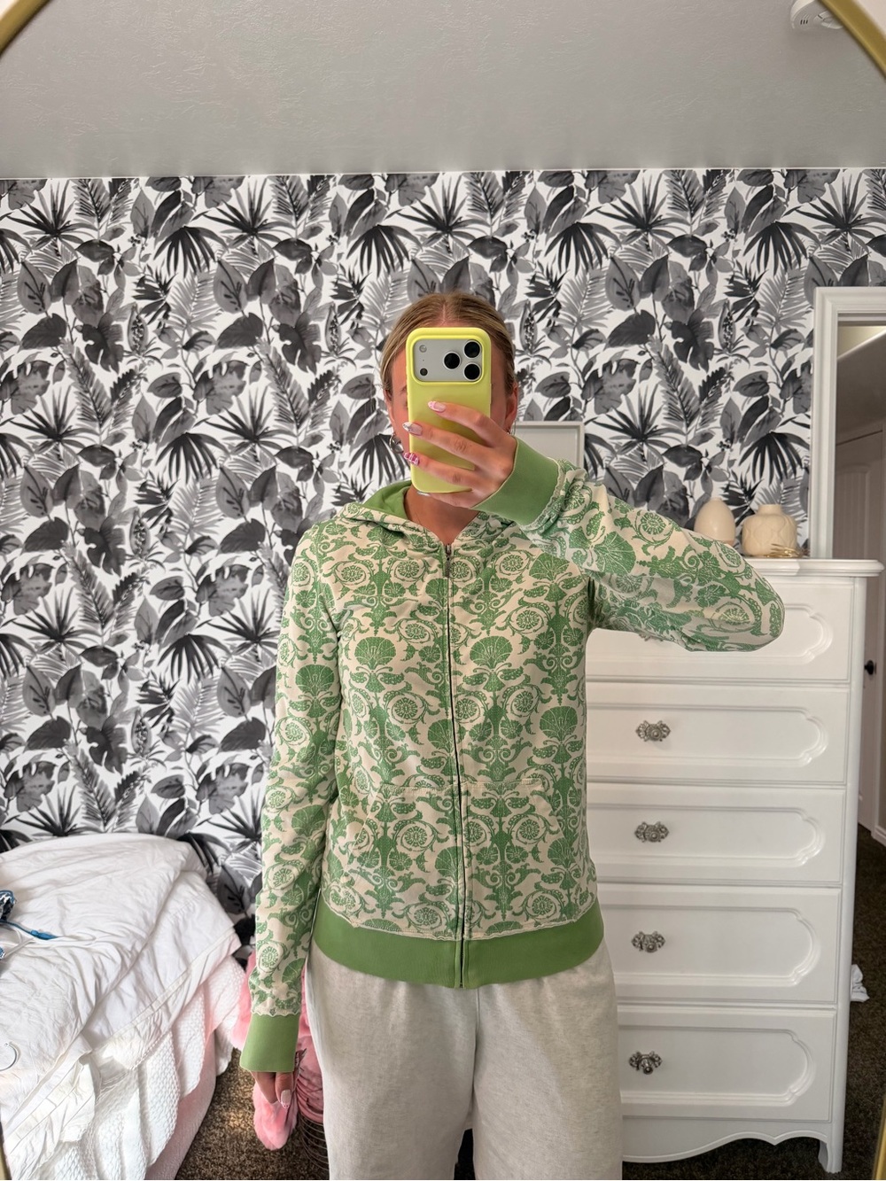Aeropostale Light Green & Cream Printed Hoodie